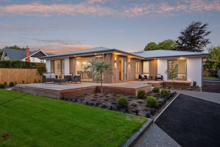 Photo of property in 40 Knowles Street, St Albans, Christchurch, 8052