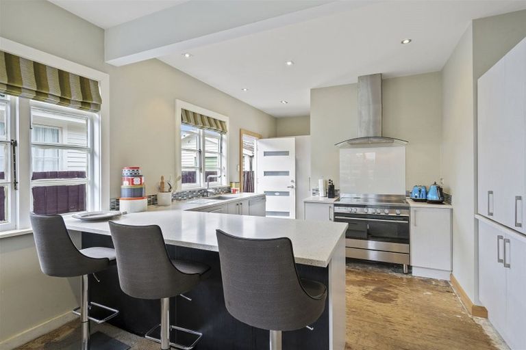 Photo of property in 198 Weston Road, St Albans, Christchurch, 8052