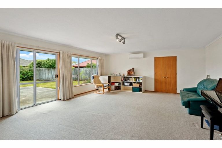 Photo of property in 107 Reynolds Avenue, Bishopdale, Christchurch, 8053