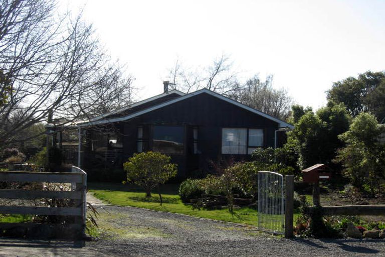 Photo of property in 9 Humphries Street, Greytown, 5712