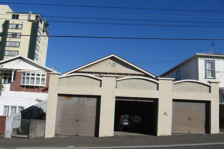 Photo of property in 37 Roxburgh Street, Mount Victoria, Wellington, 6011