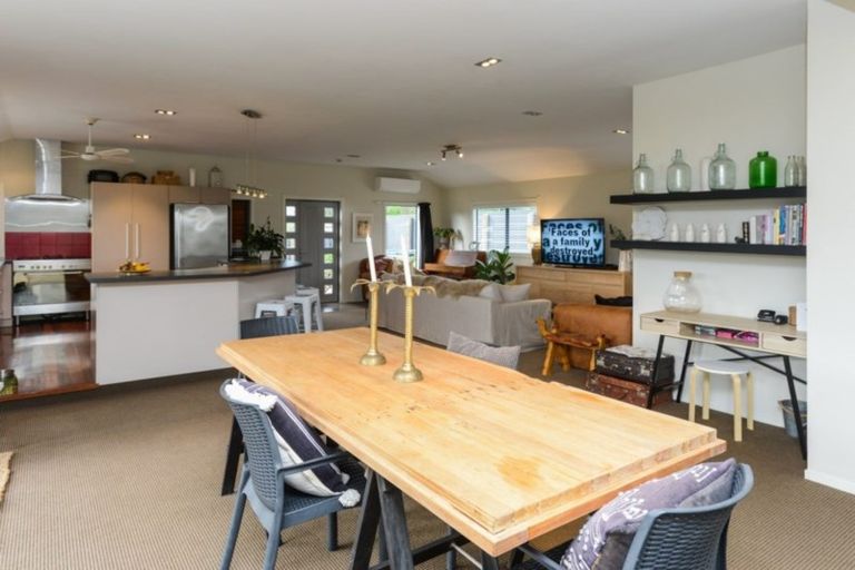 Photo of property in 8 Scarrott Road, Bay View, Napier, 4104