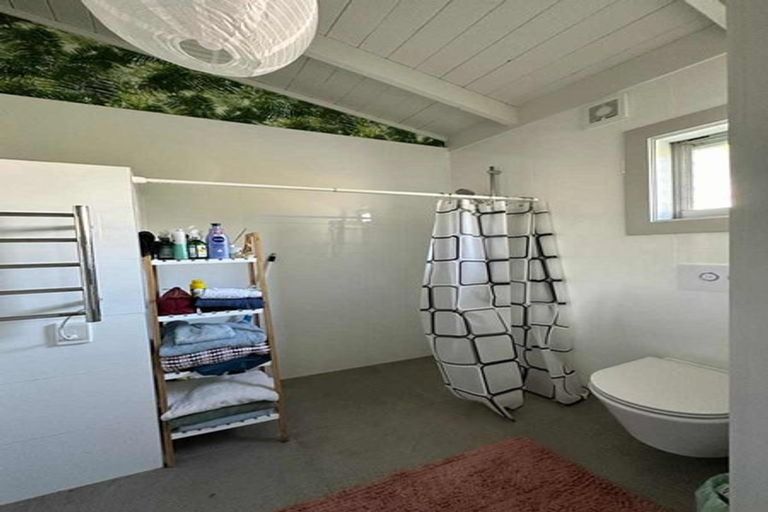 Photo of property in 2/138 Arran Road, Browns Bay, Auckland, 0630