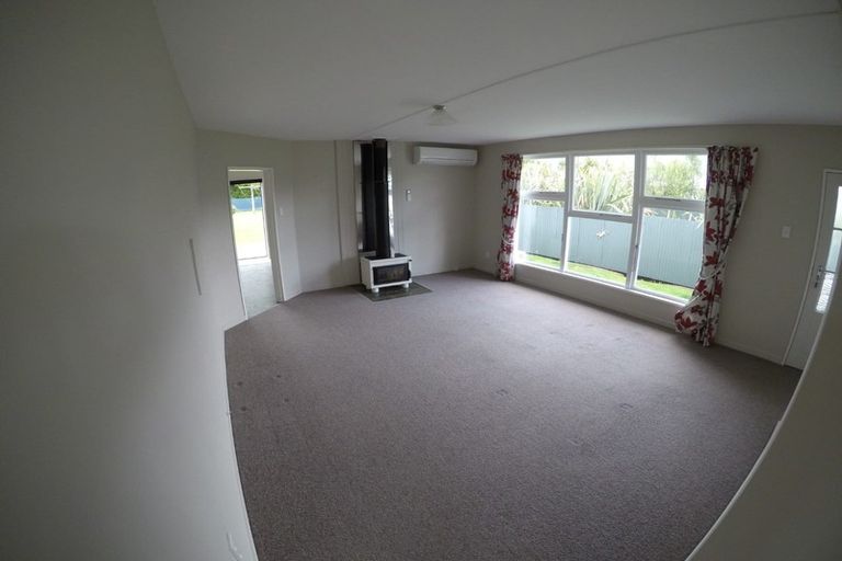 Photo of property in 7 Roberts Street, Whataroa, 7886