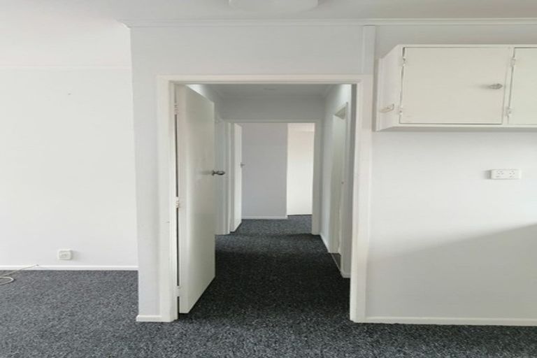 Photo of property in 2/46 Airfield Road, Takanini, 2112