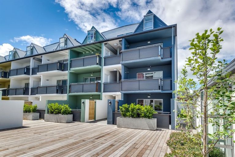 Photo of property in Amuri Park Apartments, 6/280 Bealey Avenue, Christchurch Central, Christchurch, 8013