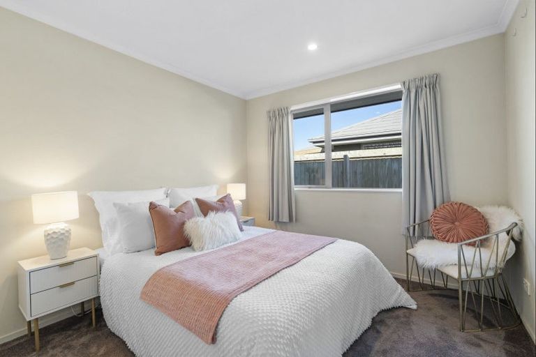 Photo of property in 37 Reuben Avenue, Rolleston, 7615