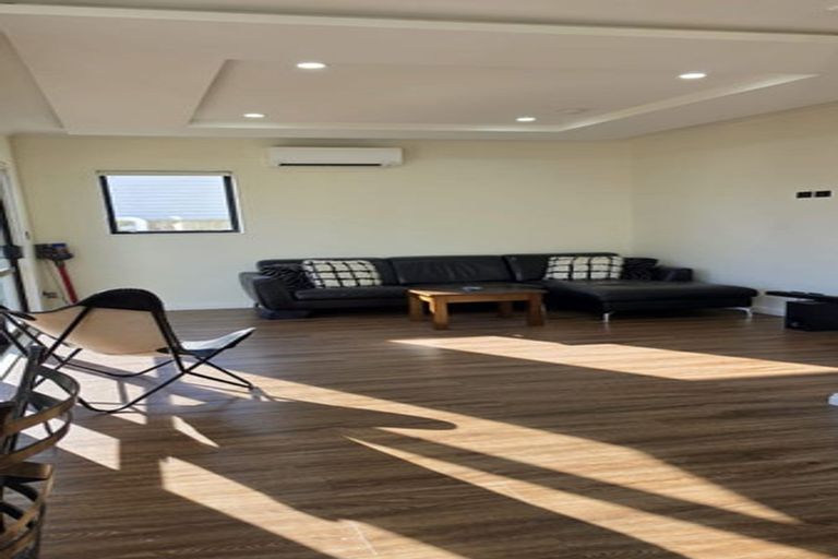 Photo of property in 23 Francesco Drive, Karaka, Papakura, 2113