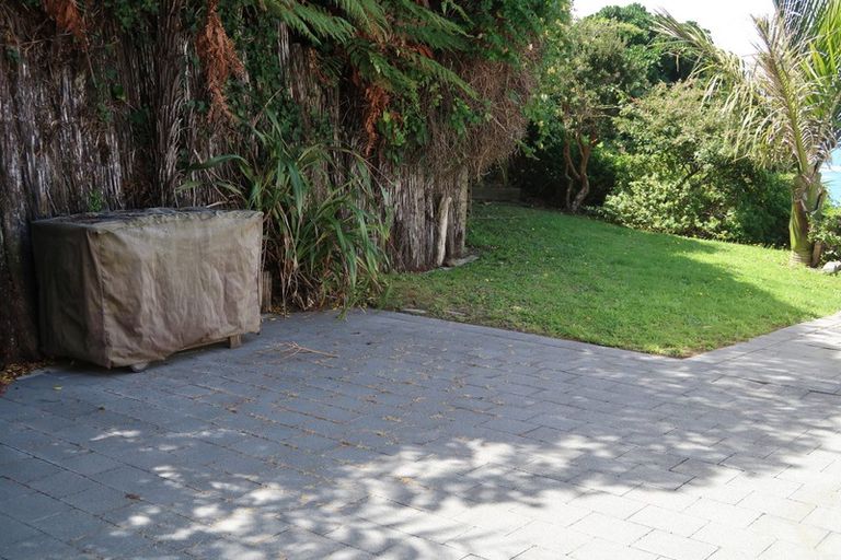 Photo of property in 6 Valley Street, Island Bay, Wellington, 6023