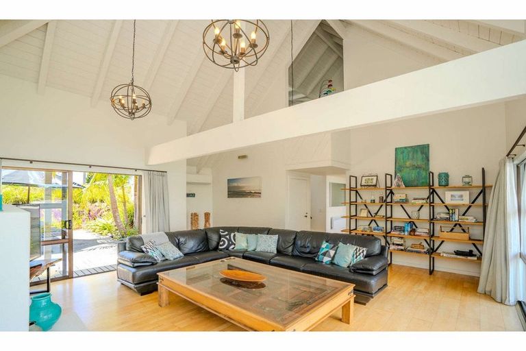 Photo of property in 54 Rangitane Loop Road, Kerikeri, 0294