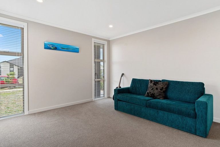 Photo of property in 42 Harding Drive, Papamoa Beach, Papamoa, 3118