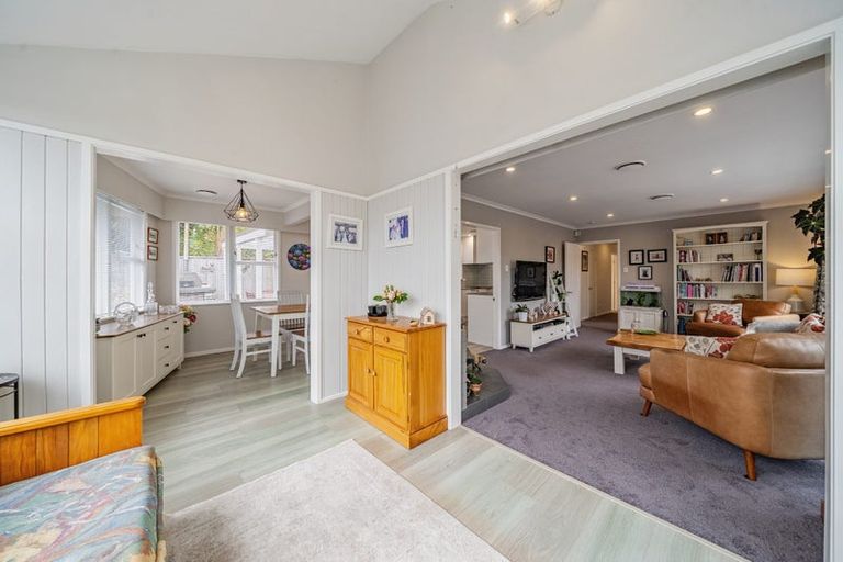 Photo of property in 14 Glenrae Grove, Silverstream, Upper Hutt, 5019