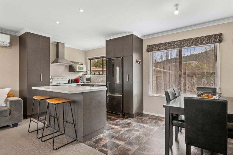 Photo of property in 74 Blomfield Street, Pukehangi, Rotorua, 3015