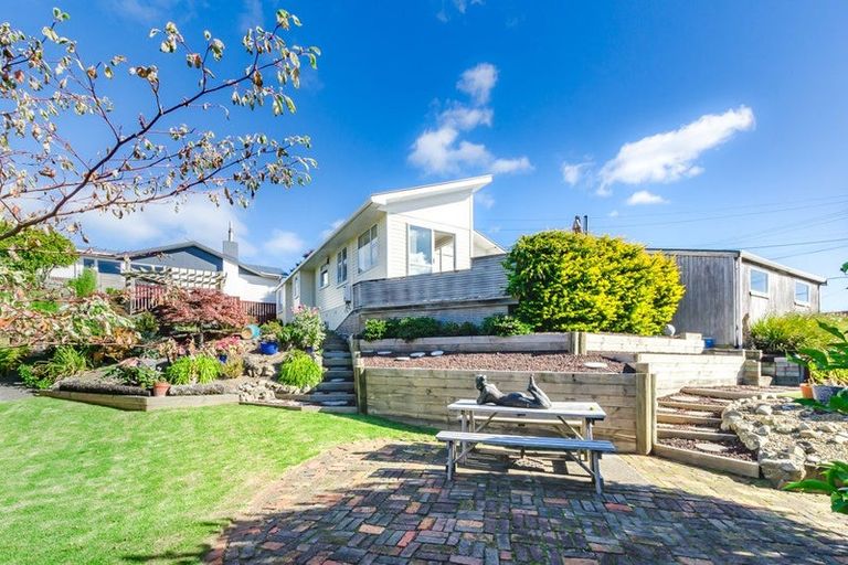 Photo of property in 22 Gray Avenue, Paraparaumu Beach, Paraparaumu, 5032