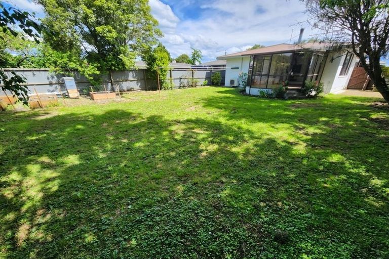 Photo of property in 2/156 Hendersons Road, Hoon Hay, Christchurch, 8025