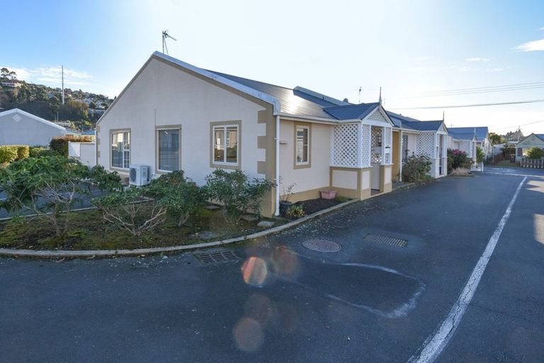 Photo of property in Balmoral Park, 6/31 Eastbourne Street, Caversham, Dunedin, 9012