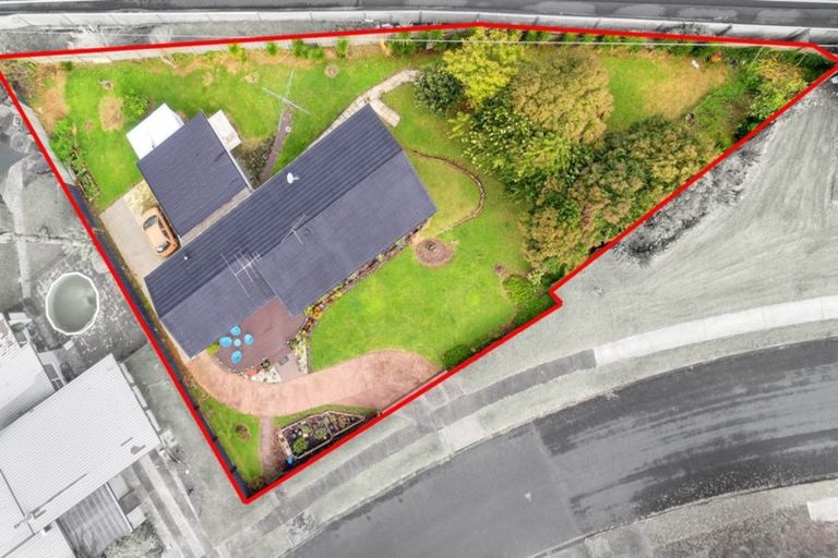 Photo of property in 32 Barnhill Crescent, Pahurehure, Papakura, 2113