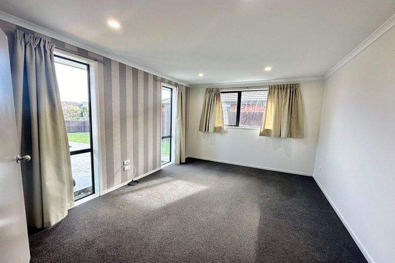 Photo of property in 212 Saint James Drive, Huntington, Hamilton, 3210