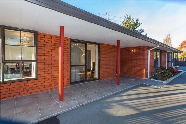 Photo of property in 23 Lodge Place, Ilam, Christchurch, 8041