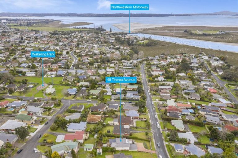 Photo of property in 48 Tiroroa Avenue, Te Atatu South, Auckland, 0610