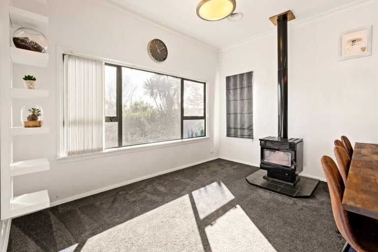 Photo of property in 67 South Road, Blagdon, New Plymouth, 4310