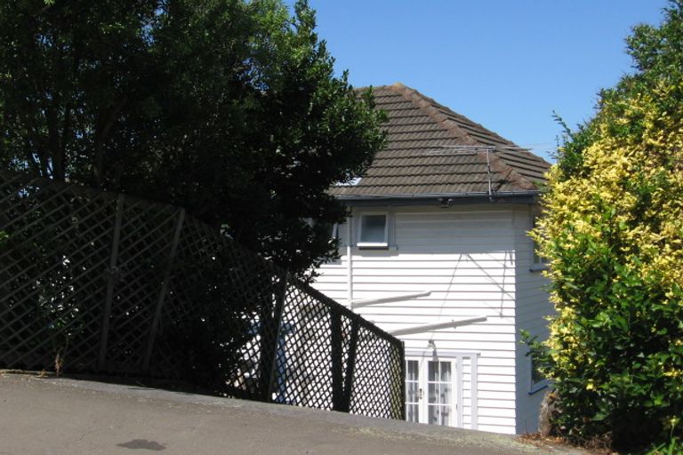 Photo of property in 10 Anderson Terrace, Mount Cook, Wellington, 6021