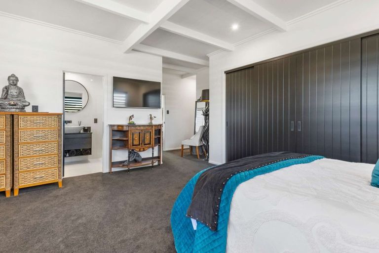 Photo of property in 6 Robertson Street, Glenholme, Rotorua, 3010