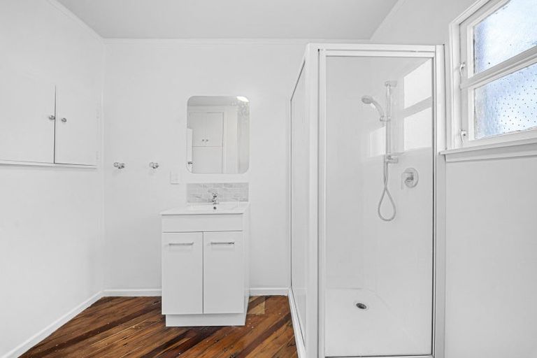 Photo of property in 2/184 Powderham Street, New Plymouth, 4310