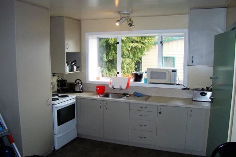 Photo of property in 34 Curletts Road, Sockburn, Christchurch, 8042