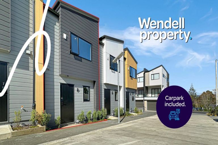 Photo of property in 6/241 Don Buck Road, Massey, Auckland, 0614