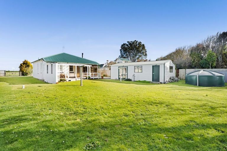 Photo of property in 409 Ohangai Road, Hawera, 4672