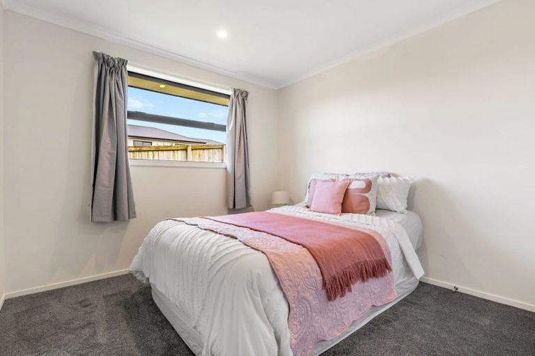 Photo of property in 2 Timara Avenue, Tikipunga, Whangarei, 0112