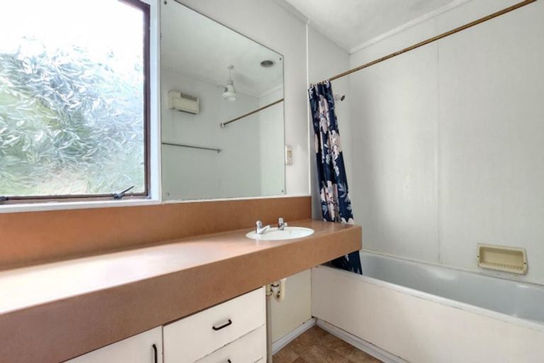 Photo of property in 4/43 Cooper Street, Karori, Wellington, 6012