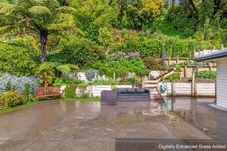 Photo of property in 24 The Fairway, Whakatane, 3120