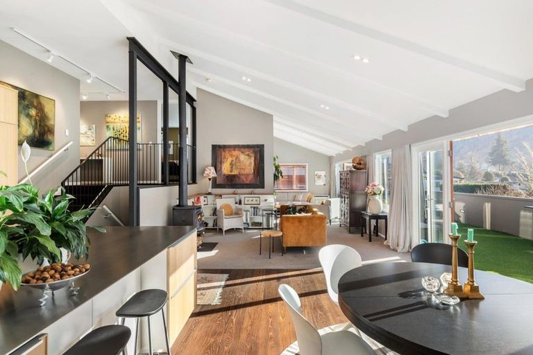 Photo of property in 10 Suffolk Street, Arrowtown, 9302