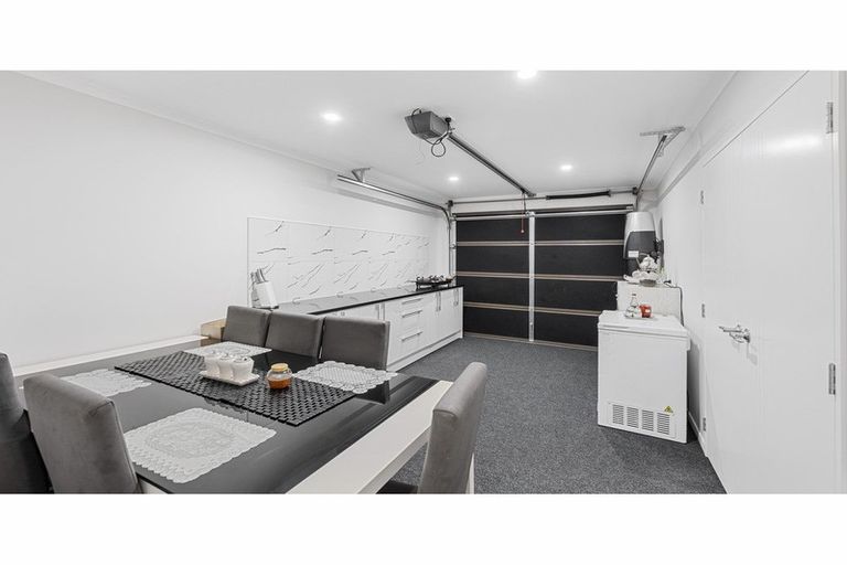 Photo of property in 127a Puhinui Road, Papatoetoe, Auckland, 2104