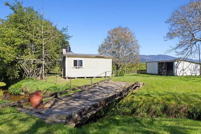 Photo of property in 66 Central Road, Lower Moutere, Upper Moutere, 7175