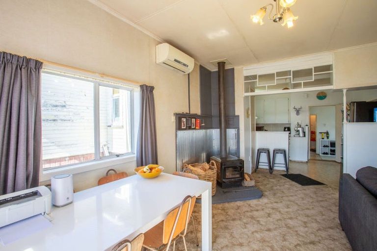 Photo of property in 50 Pitt Street, Raetihi, 4632