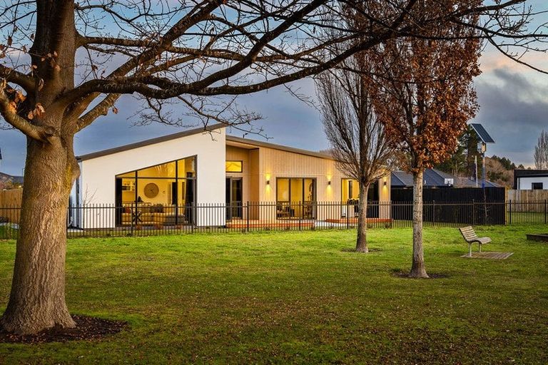 Photo of property in 48 Lambies Street, Marshland, Christchurch, 8083