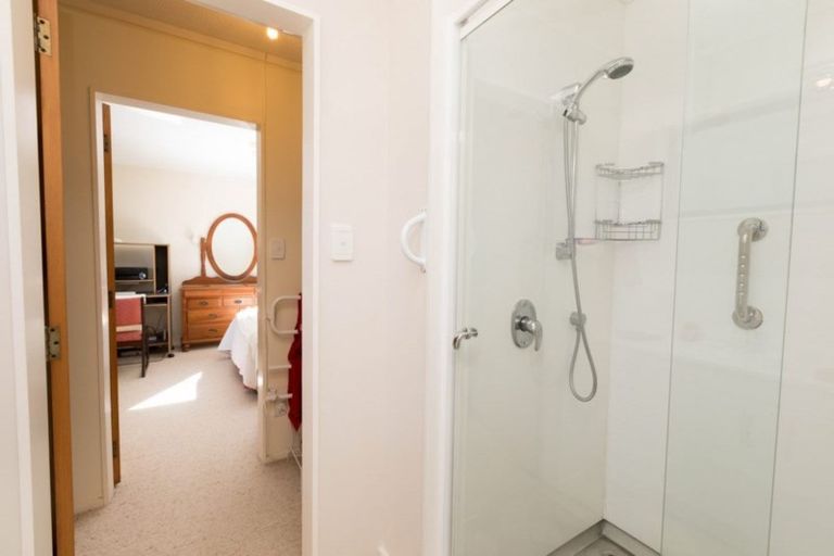 Photo of property in 27a Shackle Lane, Whitby, Porirua, 5024