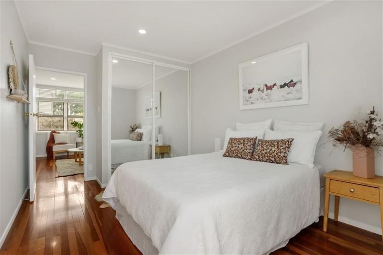 Photo of property in 4/32 Brixton Road, Mount Eden, Auckland, 1024