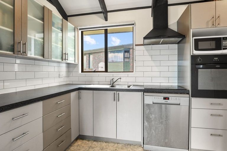 Photo of property in 26 Tupelo Street, Pukete, Hamilton, 3200