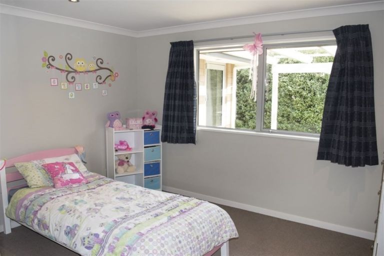 Photo of property in 34a Russley Road, Russley, Christchurch, 8042