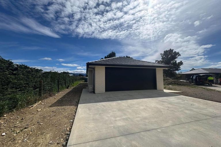 Photo of property in 6a Hartley Avenue, Carterton, 5713