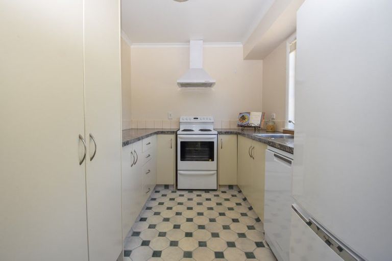 Photo of property in 15 Moreton Road, Carterton, 5713