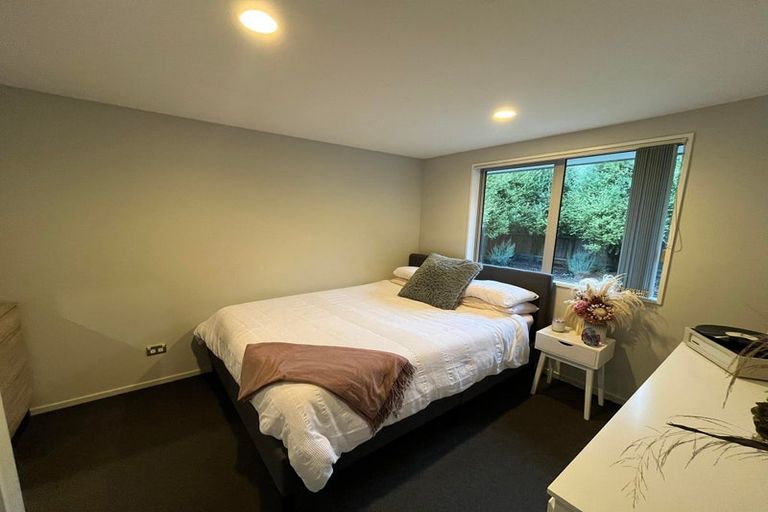 Photo of property in 172a Edgeware Road, Edgeware, Christchurch, 8013
