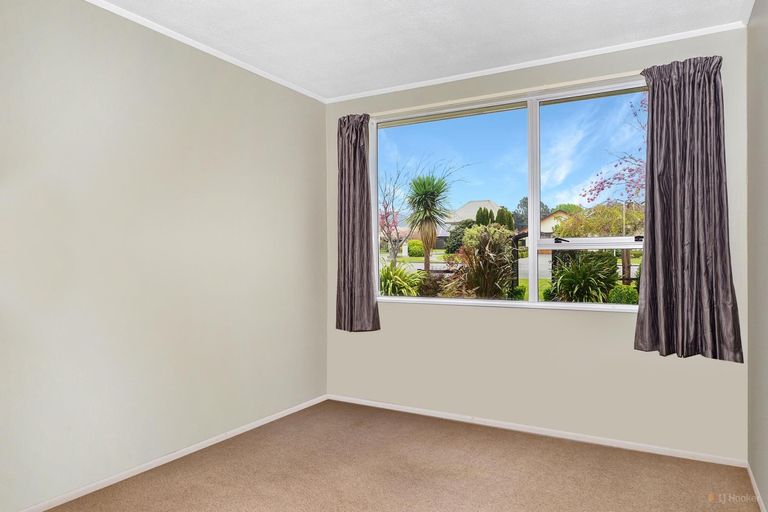 Photo of property in 195 Queen Street, Waimate, 7924