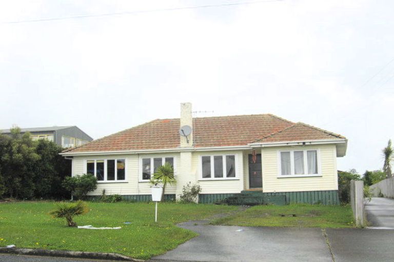 Photo of property in 28 Montgomery Avenue, Onerahi, Whangarei, 0110