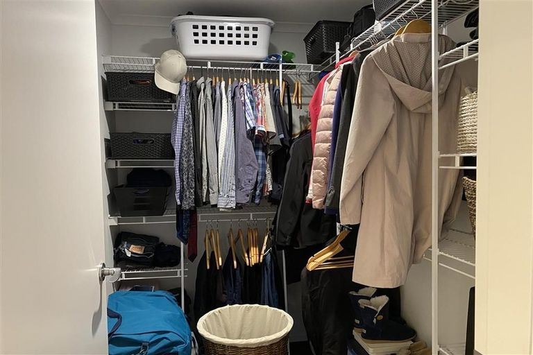 Photo of property in 4 Mooring Close, Whitby, Porirua, 5024