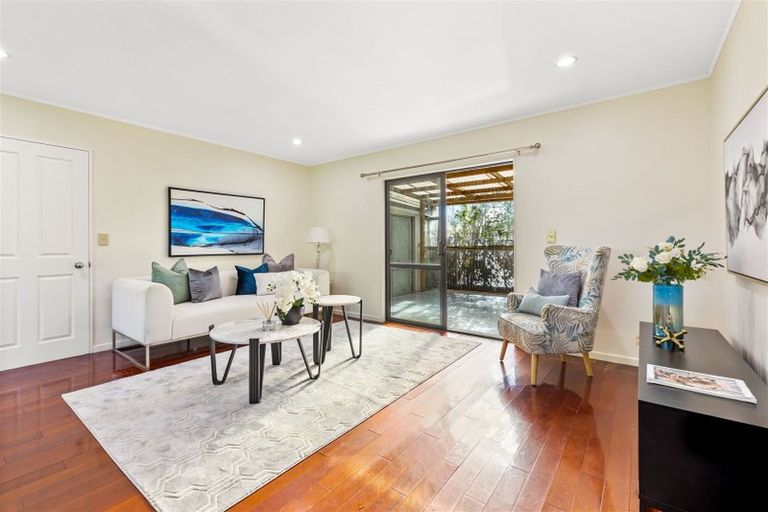 Photo of property in 4/17 Neta Grove, Henderson, Auckland, 0612